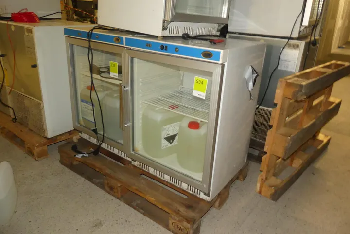 KBS - Getränkekühlschrank, mit Inhalt Modell: HR200G